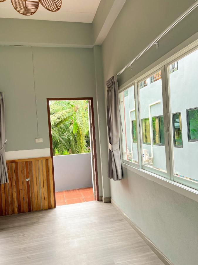 Private Room With Share Bathroom At Little Wild House Khaosok Khao Sok National Park Buitenkant foto