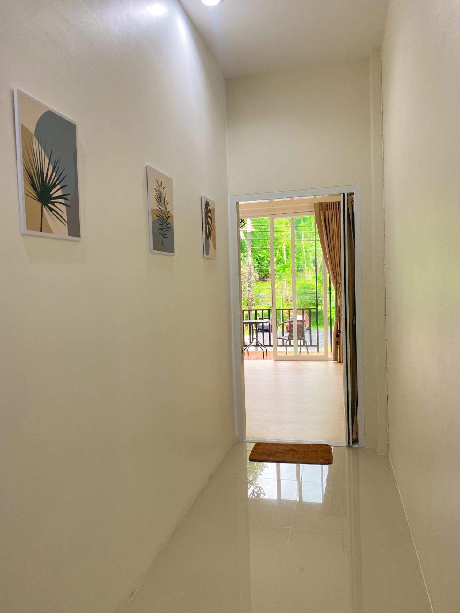 Private Room With Share Bathroom At Little Wild House Khaosok Khao Sok National Park Buitenkant foto
